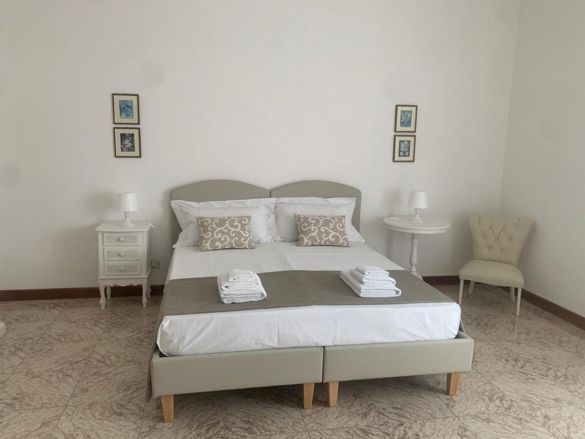 Porta Napoli Rooms Lecce Buitenkant foto